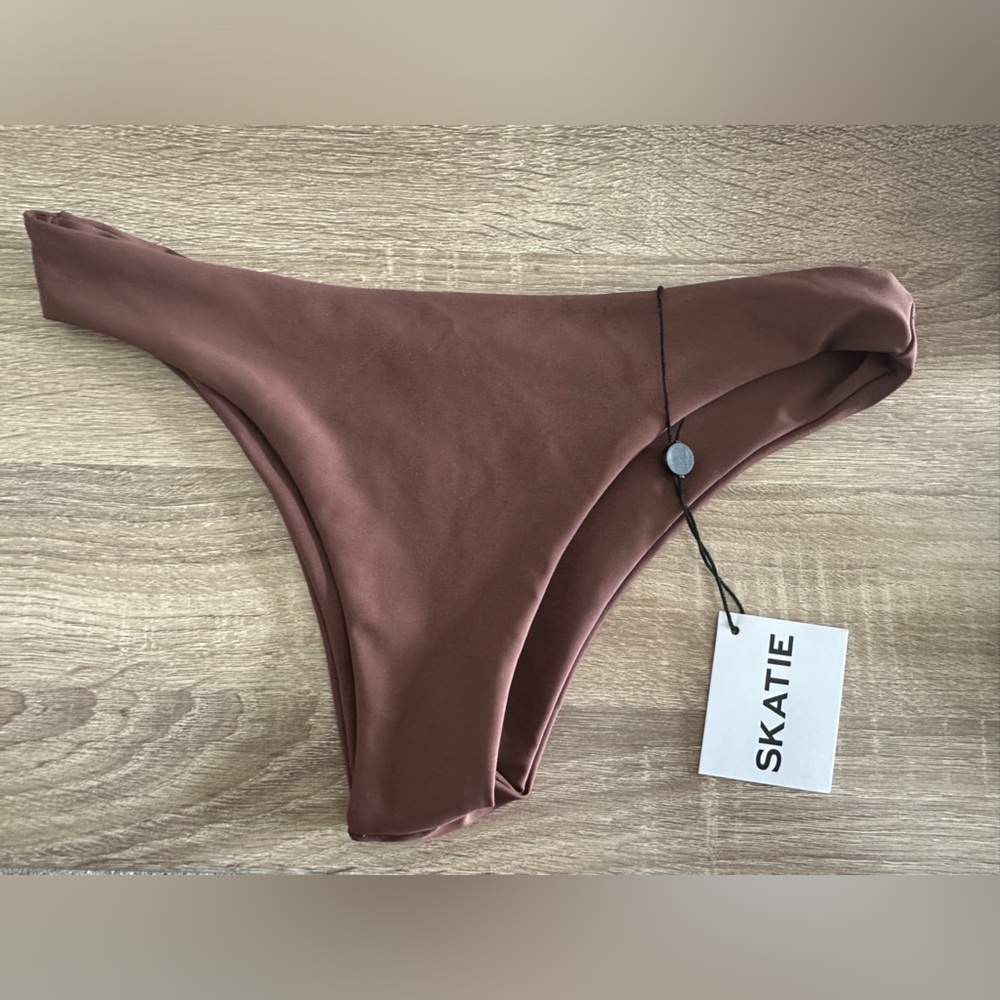 Skatie Coconut Brown Cheryl Bikini Bottoms size M Medium